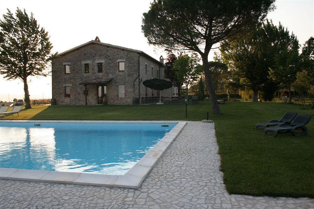 Entropia Ristorante Country House Todi Eksteriør billede